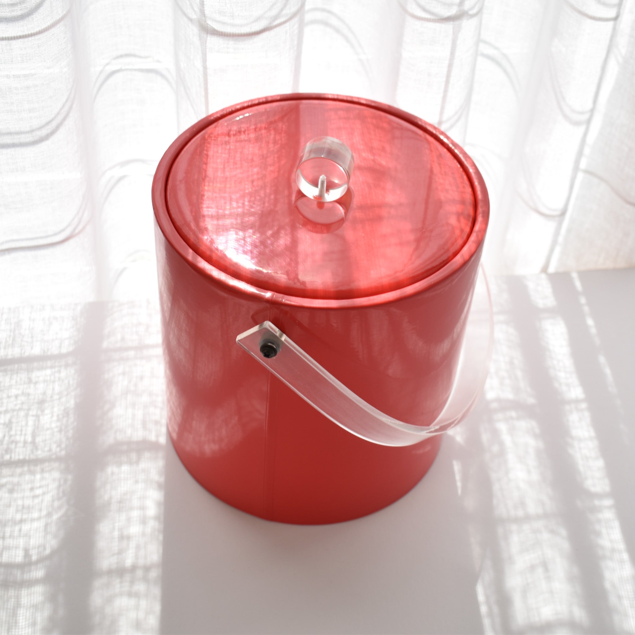 Red Ice Bucket
