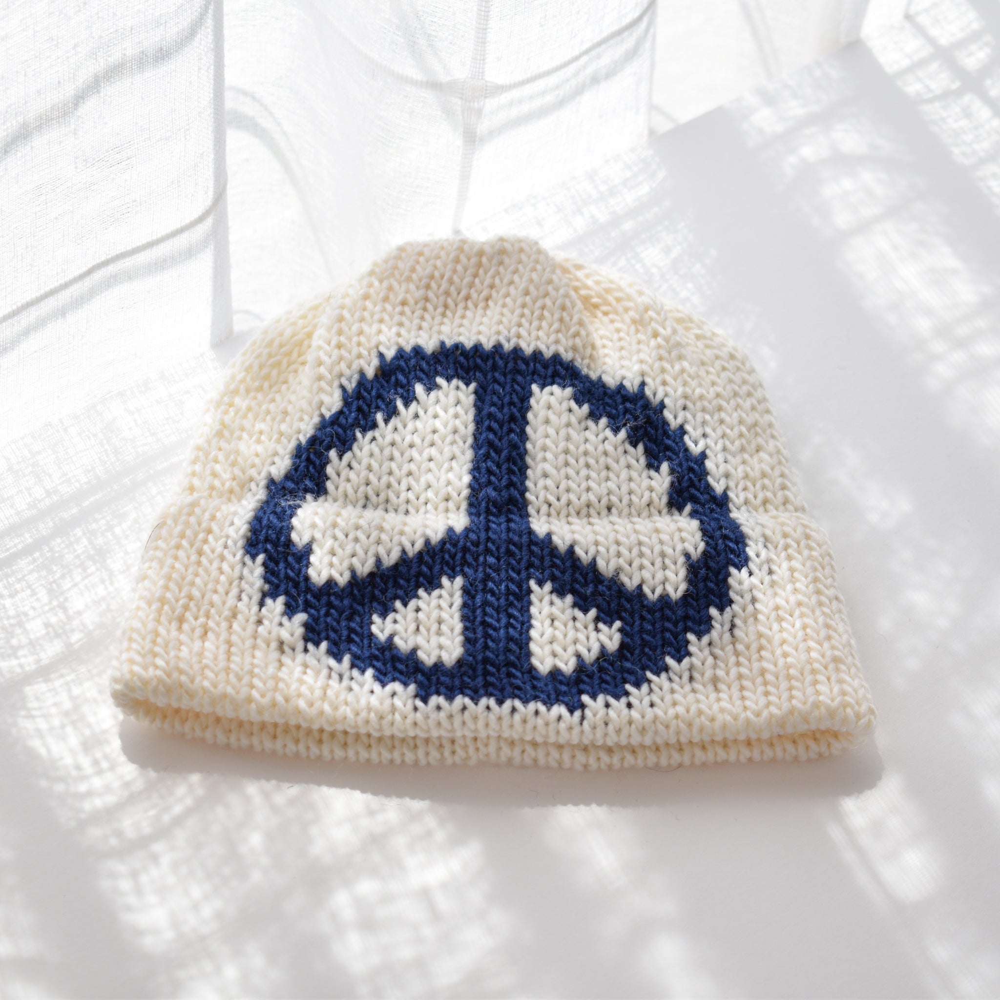 Inca Cola, The Golden Cola Peace Beanie